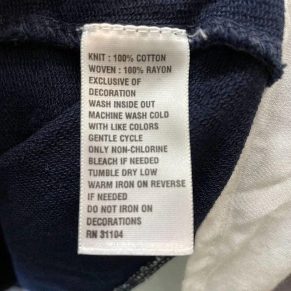 Crown‎ & Ivy Petite Navy Blue Elephant Crochet Applique Ruffle Hem Top PM